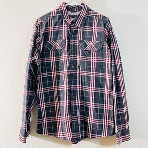 Eddie Bauer Plaid Long Sleeve Button Down Shirt Size Large Black/Red Pockets